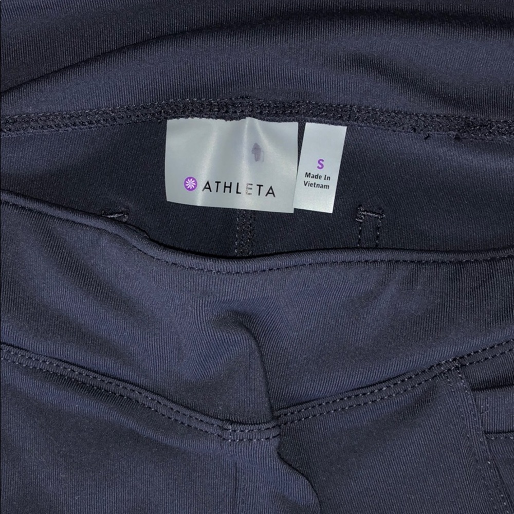 🖤Athleta size small leggings with pockets!